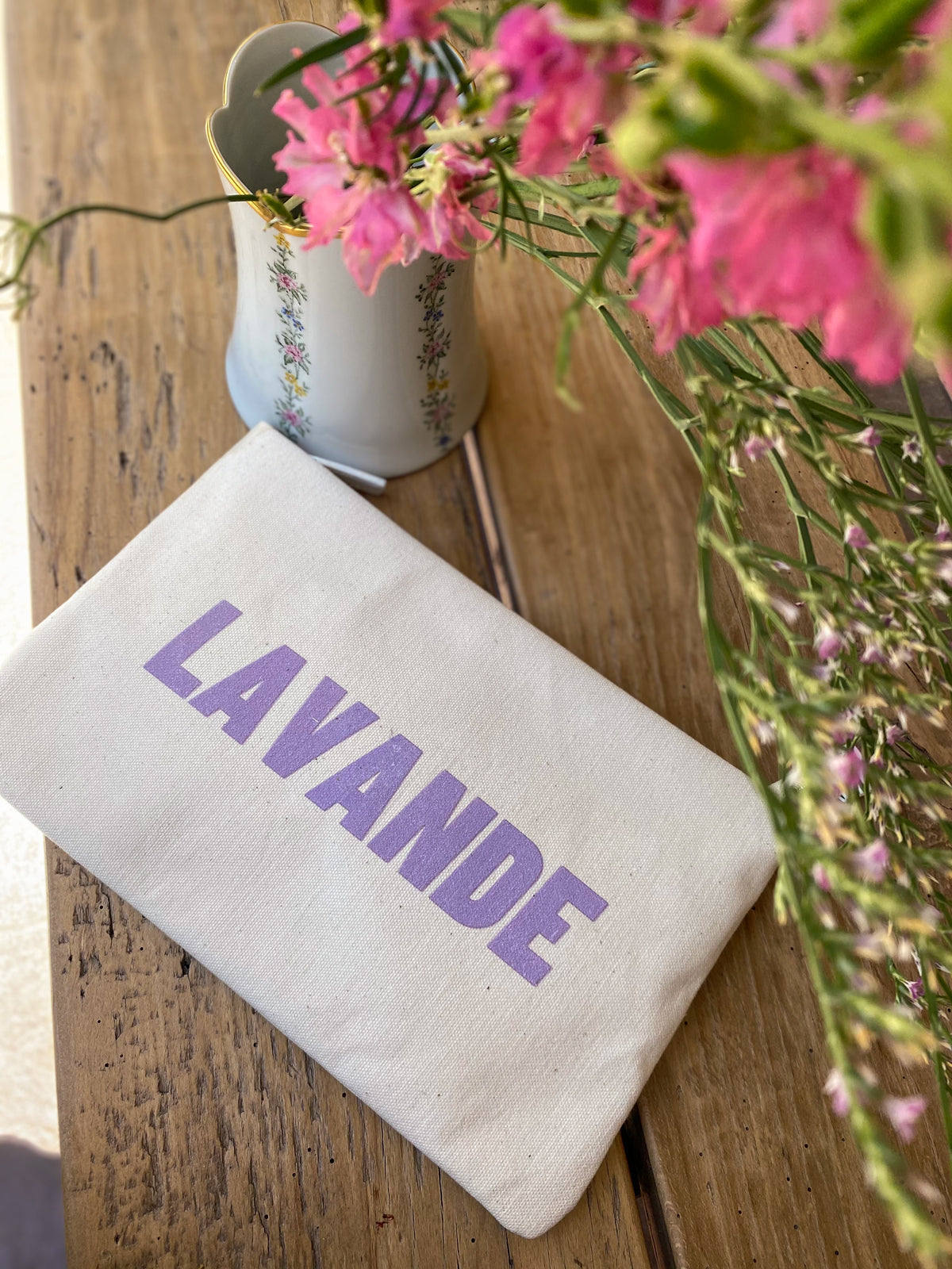 THE POCHETTE LAVANDE