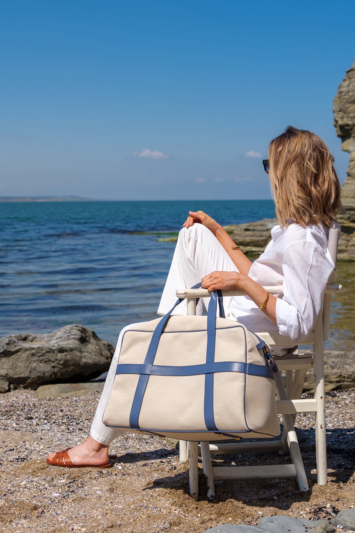 THE WEEKENDER Blue