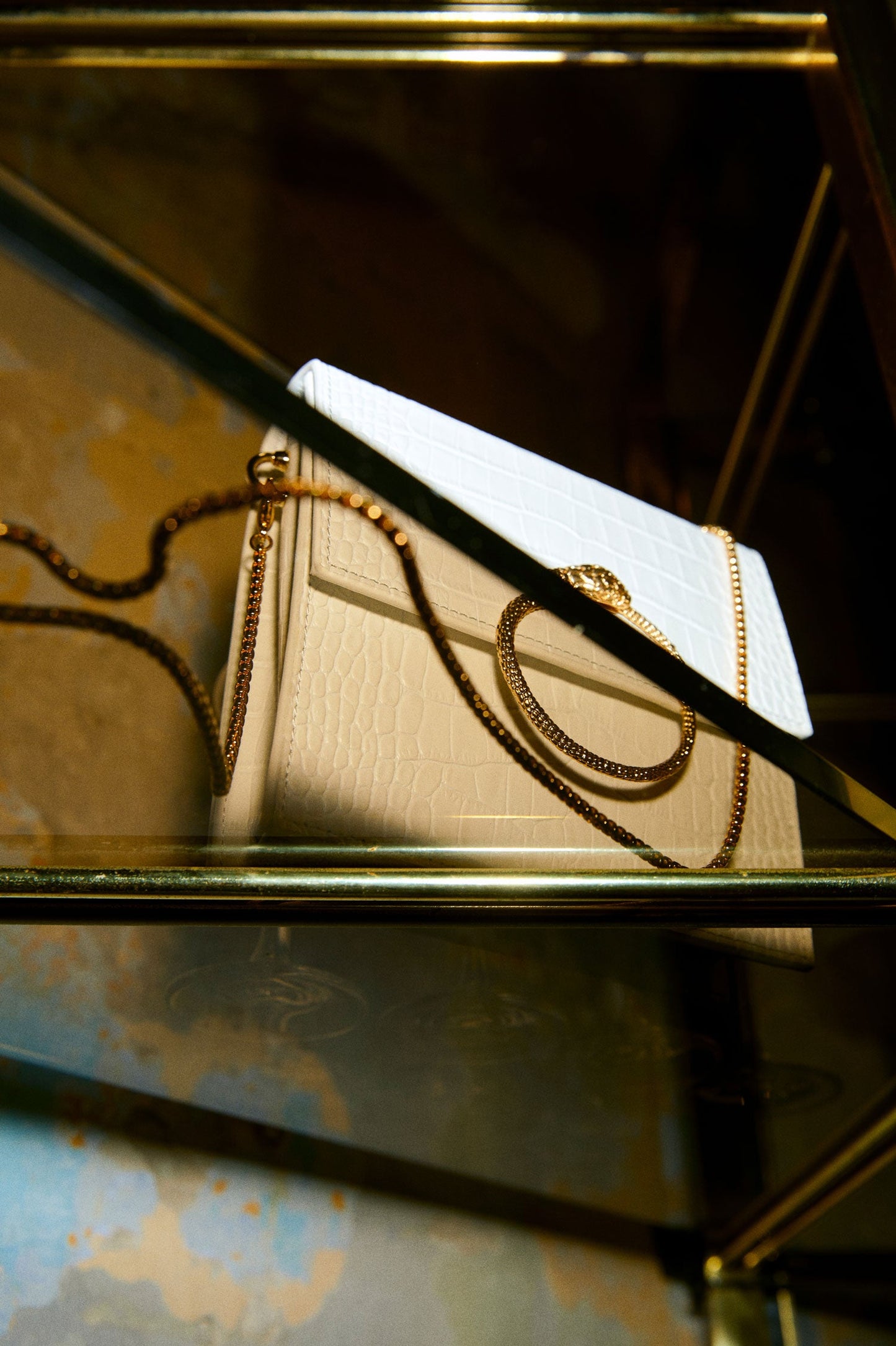 LE SERPENT CROCO White