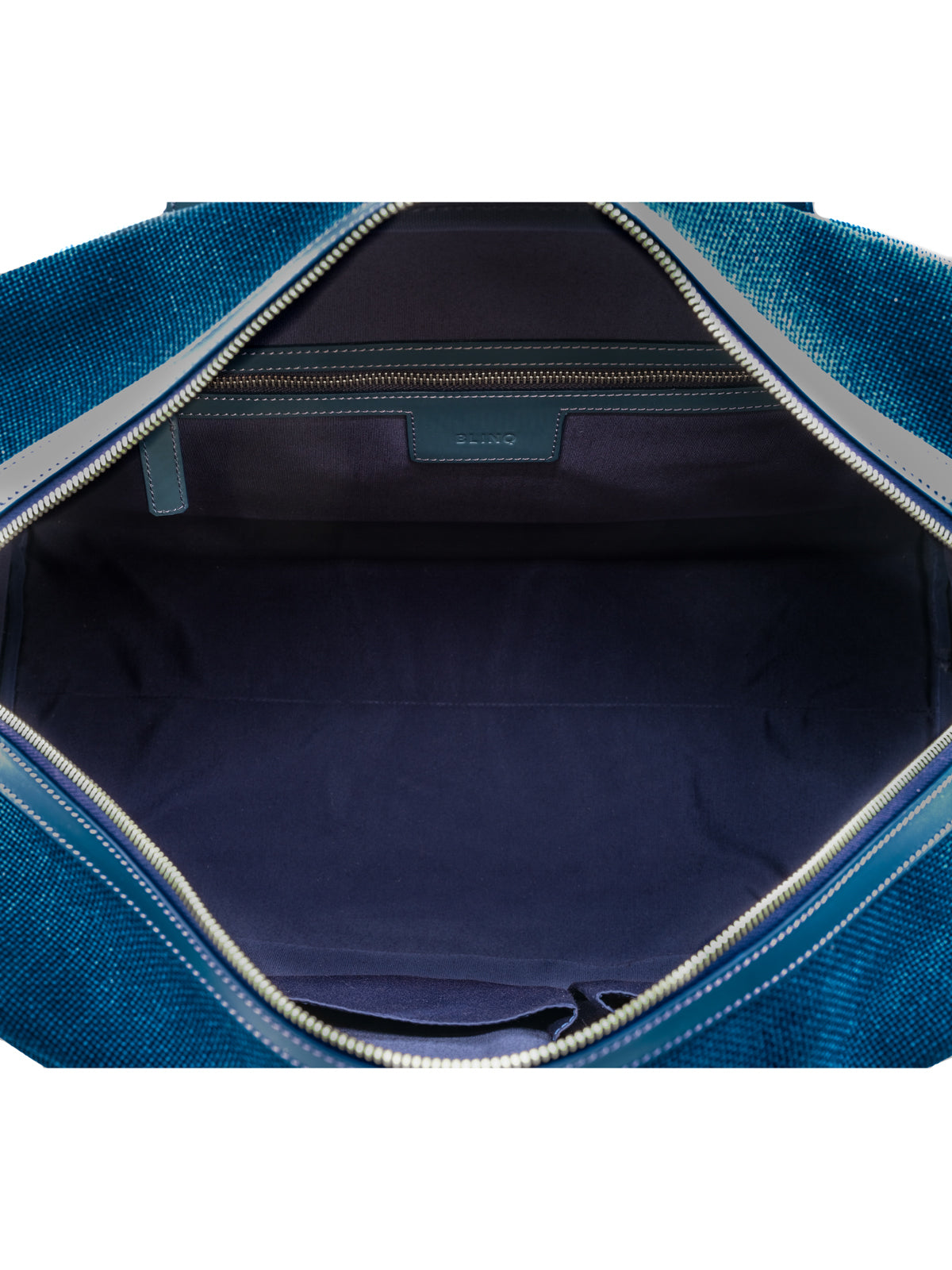 THE WEEKENDER Navy
